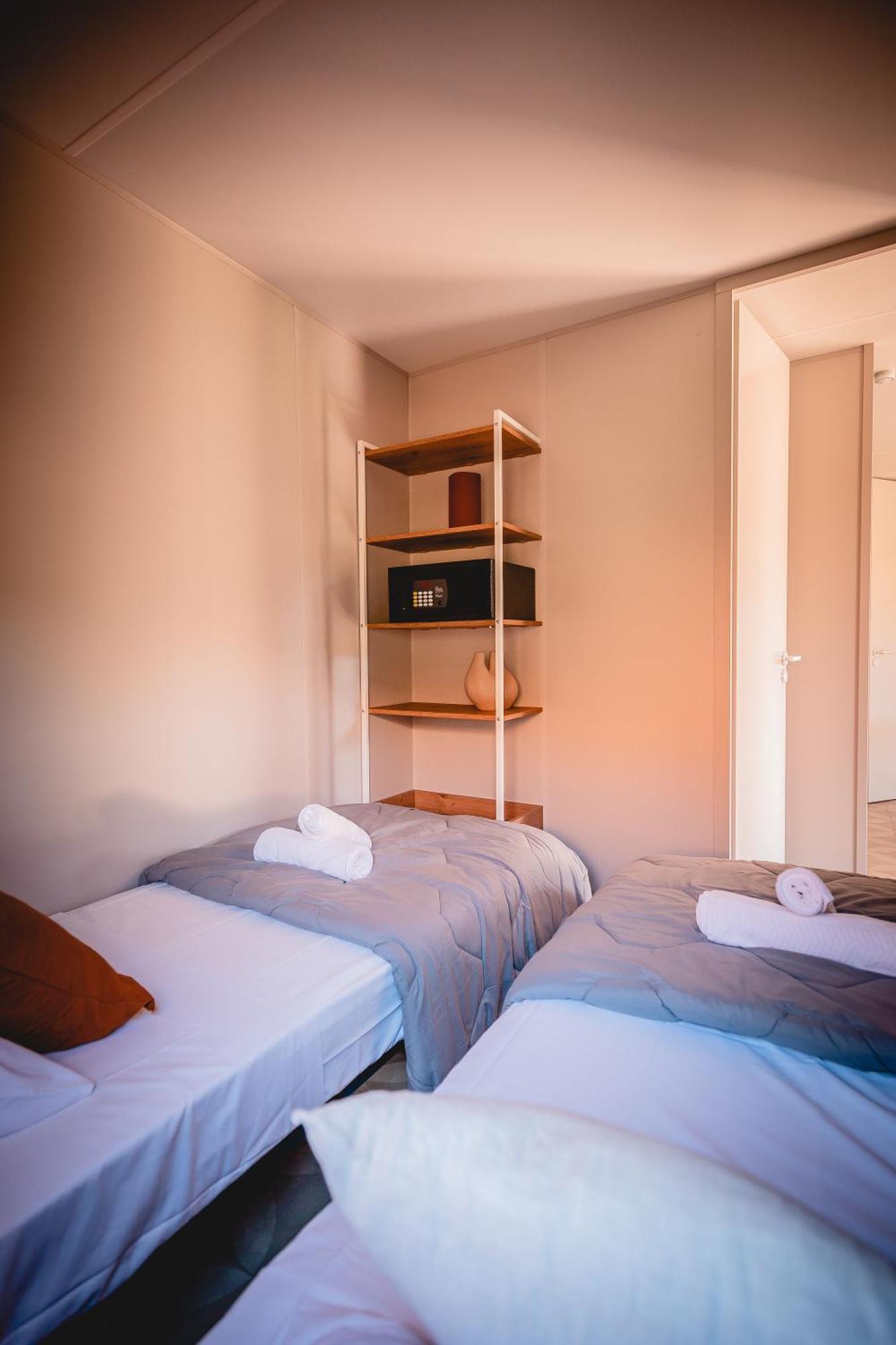 Hotel Rives D'Arc Vallon-Pont-dʼArc Zimmer foto