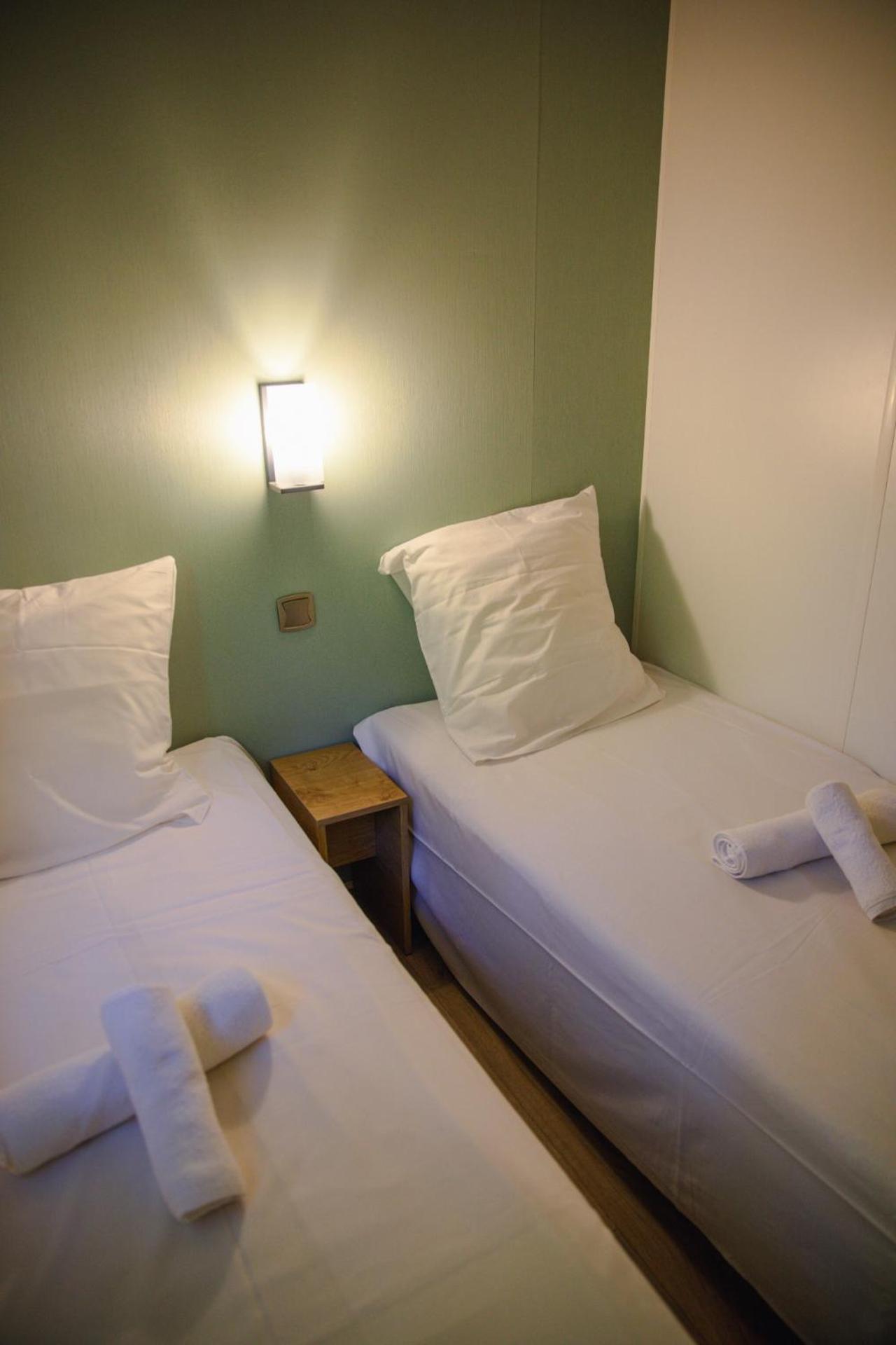 Hotel Rives D'Arc Vallon-Pont-dʼArc Zimmer foto