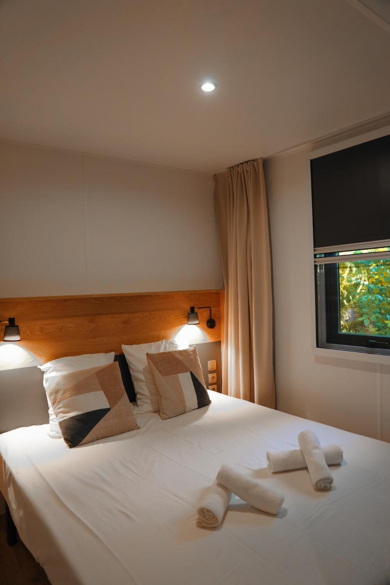 Hotel Rives D'Arc Vallon-Pont-dʼArc Zimmer foto