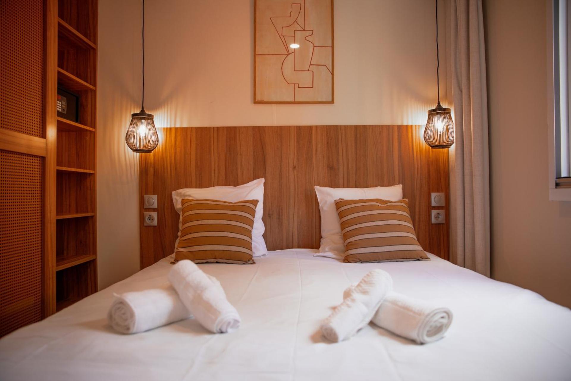 Hotel Rives D'Arc Vallon-Pont-dʼArc Zimmer foto