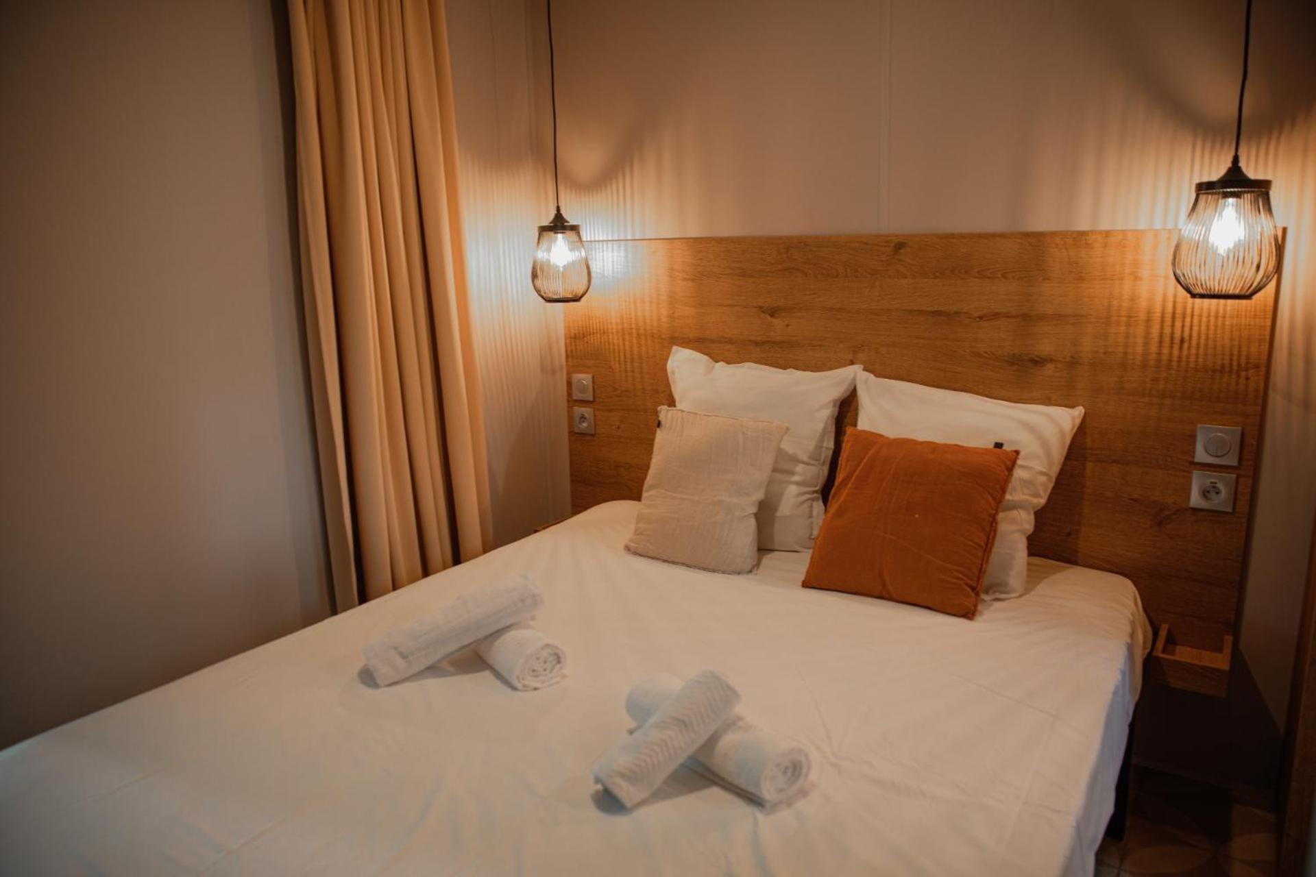Hotel Rives D'Arc Vallon-Pont-dʼArc Zimmer foto