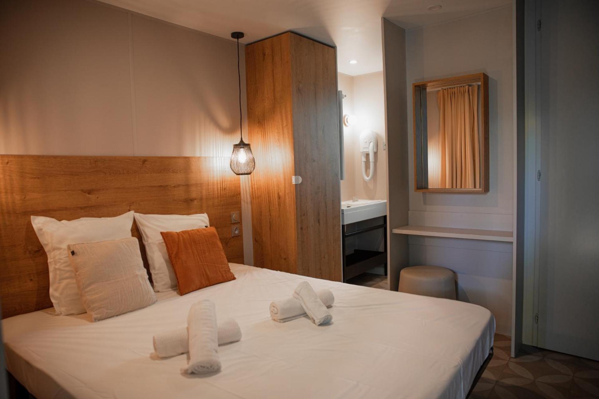 Hotel Rives D'Arc Vallon-Pont-dʼArc Zimmer foto