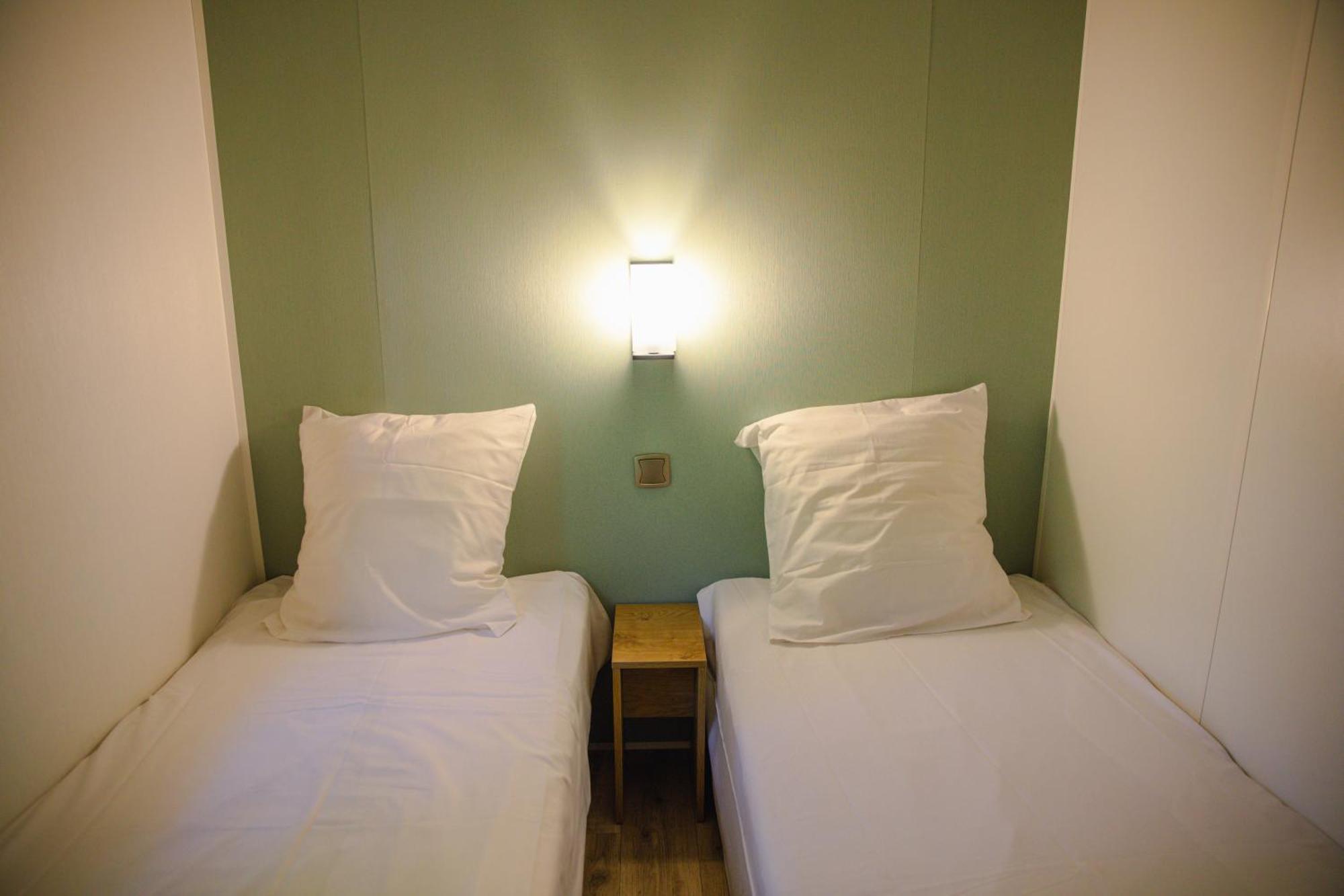 Hotel Rives D'Arc Vallon-Pont-dʼArc Zimmer foto